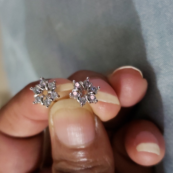 Sterling silver Earrings - Picture 1 of 3